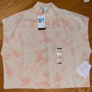 Nike women’s tie dye top